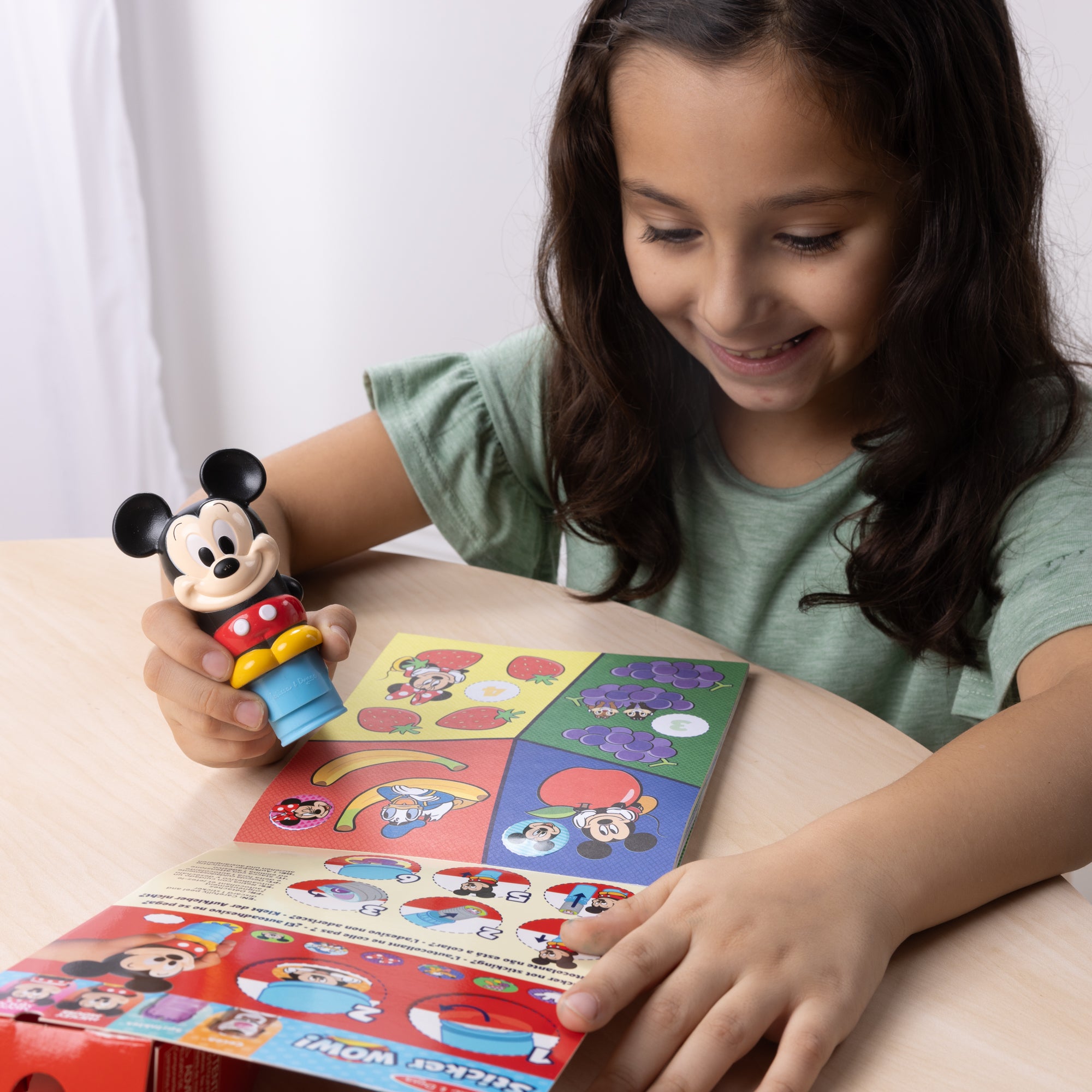 Sticker WOW!? Disney Mickey Mouse Bundle: Activity Pad & Sticker Stamper + Mini Activity Pad and 200 Refill Stickers - Image 6