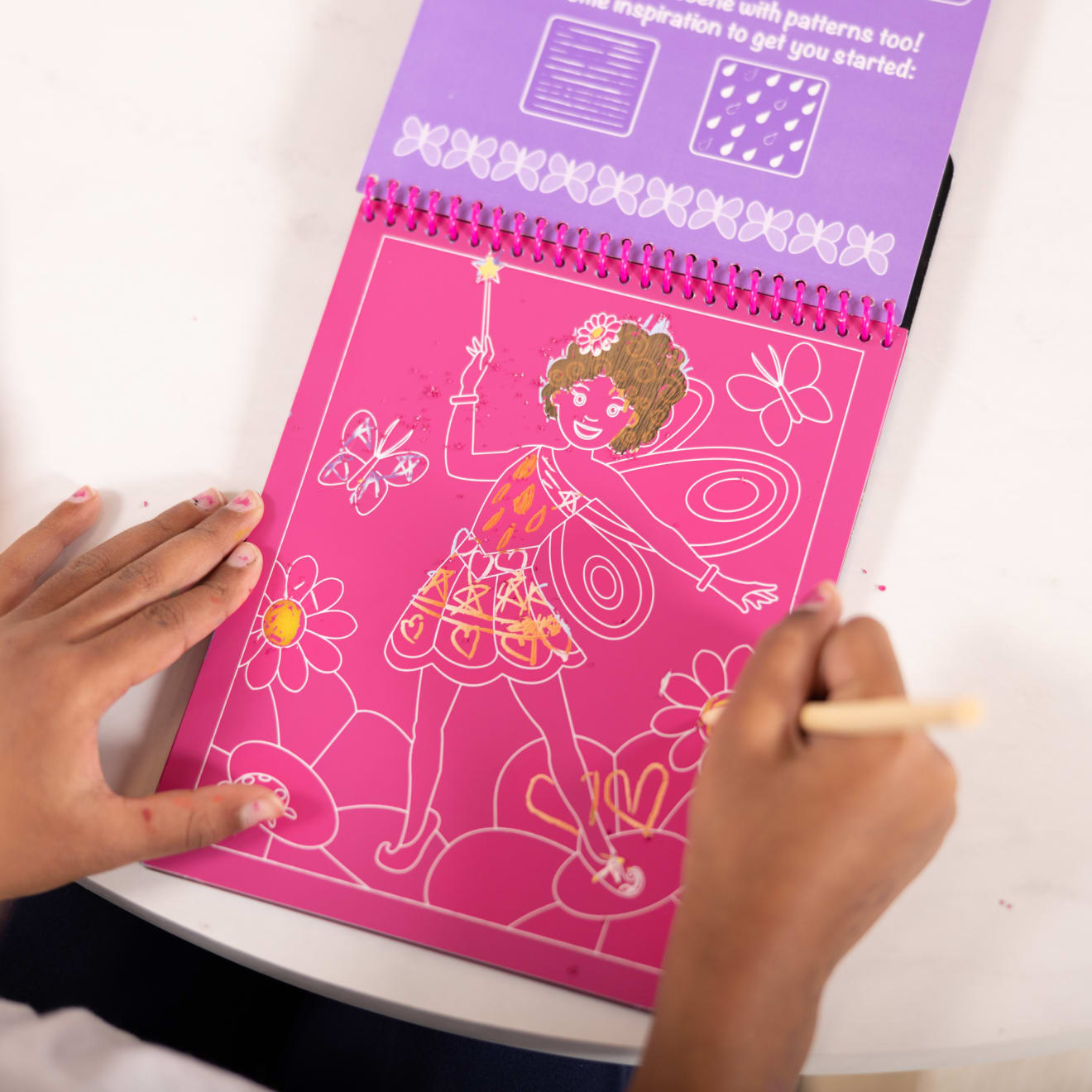 On the Go Scratch Art Color Reveal Pad - Fairy Tales - Image 6