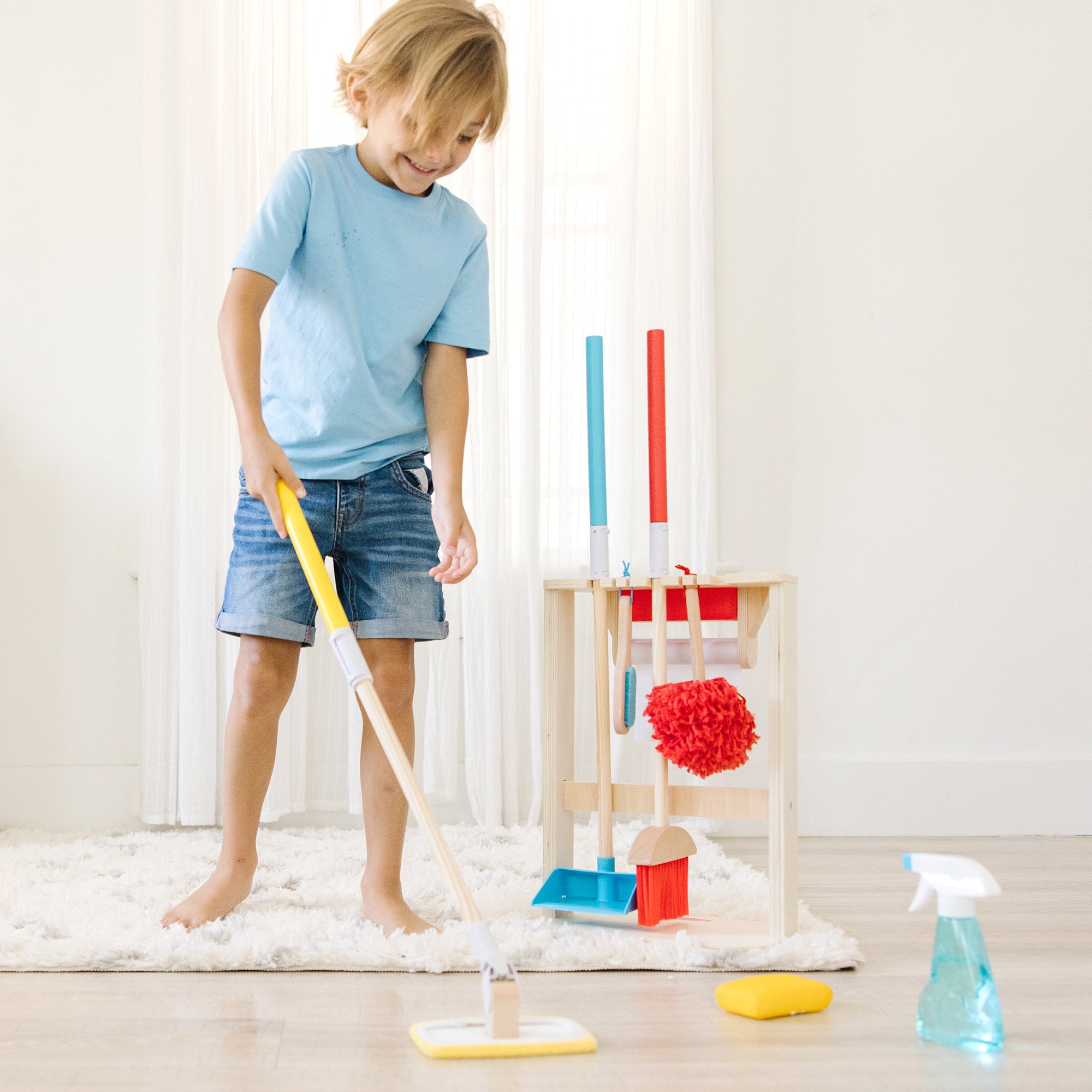 Deluxe Sparkle & Shine Cleaning Set - Image 2