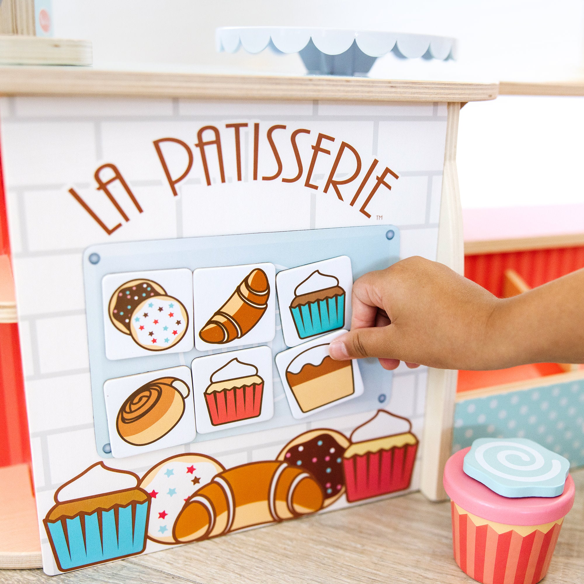 Wooden La Patisserie Bakery - Image 5