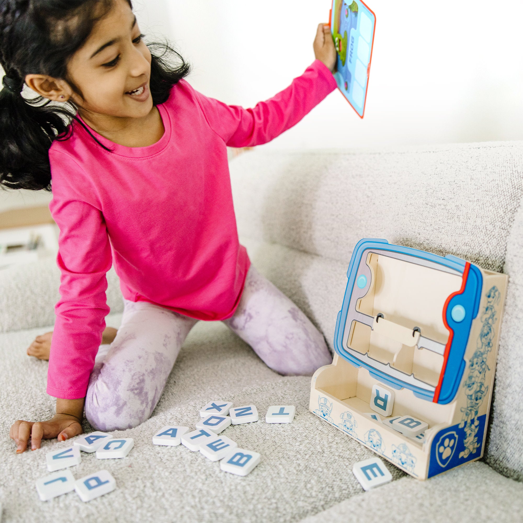 PAW Patrol See & Spell Pup Pad - Image 7